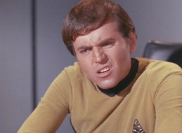 TOS_2x13_TheTroubleWithTribbles0016-Trekpulse[1]